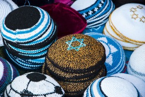 Antisemitist Suçlar Sağcılar Tarafından İşleniyor