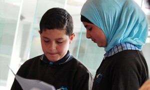 Göçmen Kökenli Gençler Kendilerini Dışlanmış Hissediyor