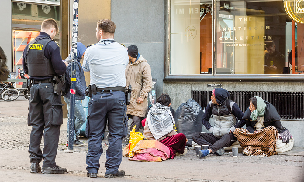 Danimarka’dan Tuhaf Çıkış: “Tüm Sığınmacılar Evlerine Gönderilmeli”