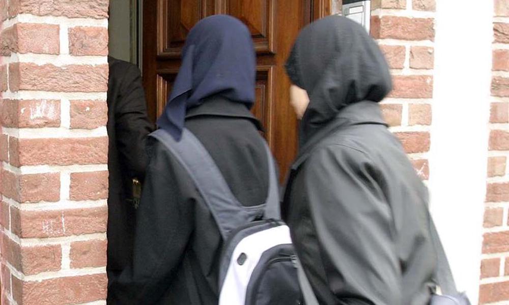 Belçika | “Anvers’te Başörtüsü Yasağının Kaldırılma Vakti Geldi”