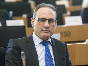 “Siyasette Hiçbir Zaman Türk Kimliğimle Reklam Yapmadım”