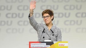 CDU Genel Başkanı Kramp-Karrenbauer: “Başbakan Adaylığına Talip Olmayacağım”