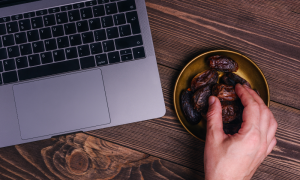 Dijital Ramazan: 11 Ayın Sultanı YouTube ve Zoom’la Geldi