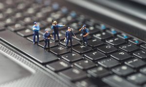 Almanya’da “Güvenlik Birimlerinde Aşırı Sağcılar” Raporu Açıklandı