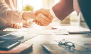 Müslüman Doktor Tokalaşmadığı İçin Vatandaşlığa Alınmadı