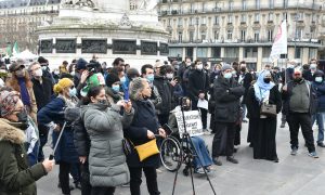 İslamofobi ve Ayrılıkçı Yasa Tasarısı Yeniden Protesto Edildi