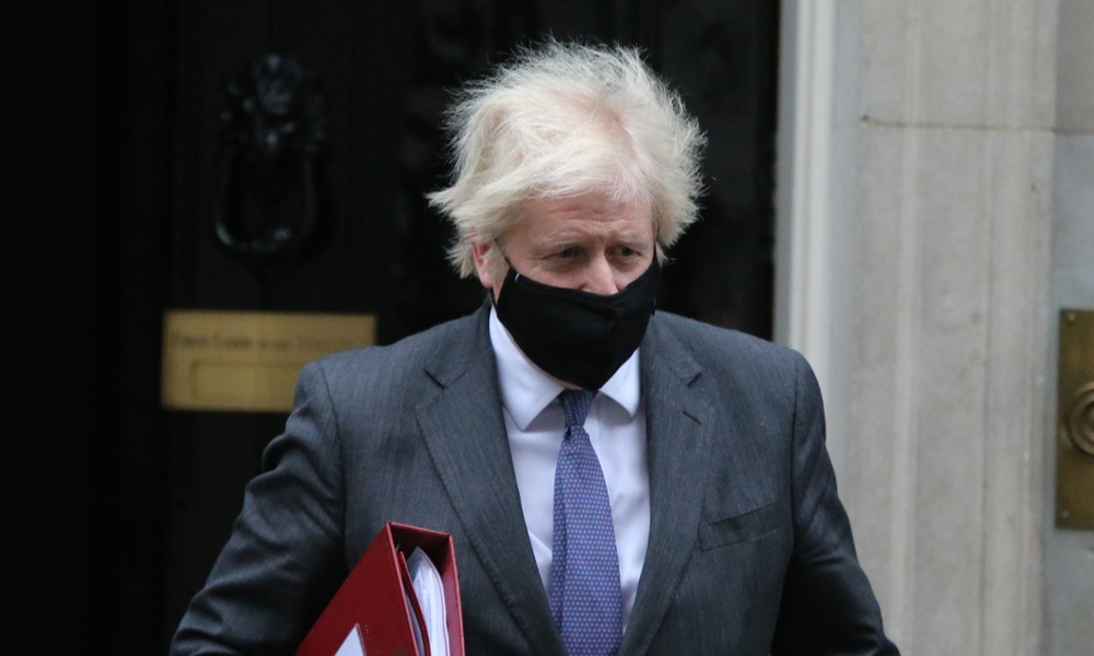 Birleşik Krallık'ta Karantina Zorunluluğu Kaldırılıyor