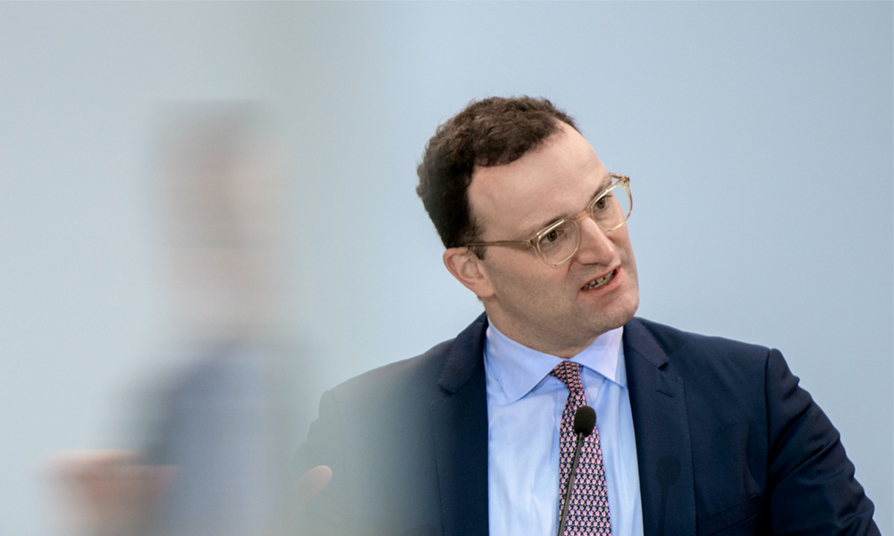 Spahn Türkiye Akraba Ziyaretlerinin Koronavirüsü Yaydığını İddia Etti