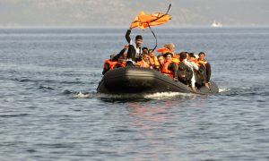 Tahliye Edilmeyi Bekleyen Göçmenlerin Belirsizliği Sürüyor