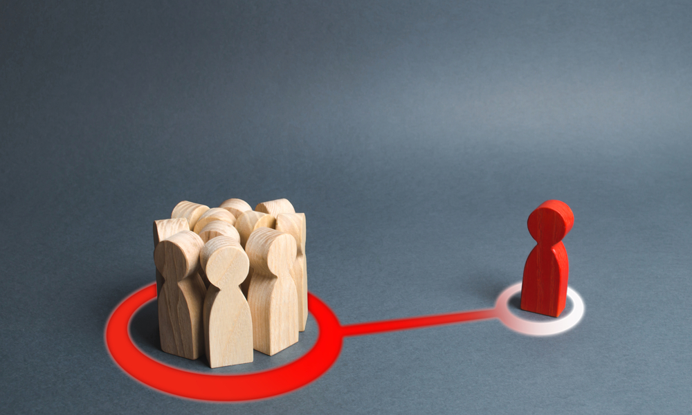 Türk Azınlığa Ait 12 İlkokulun Kapatılması Kararına Tepki