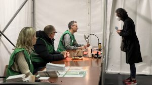 Hollandalılar Oy Vermek İçin Yeniden Sandık Başında