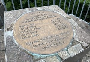 Genç Ailesi Solingen Faciası’nın Üzerinden Geçen 29 Yılı Anlatıyor