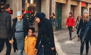 “Almanya’daki Afgan ve Suriyeli Göçmenlerin Katkıları Gözden Kaçmamalı”