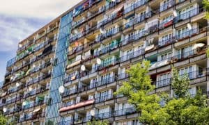 Göçmen Kökenlilerin Barınma Koşulları ve Almanya’daki Konut Piyasası