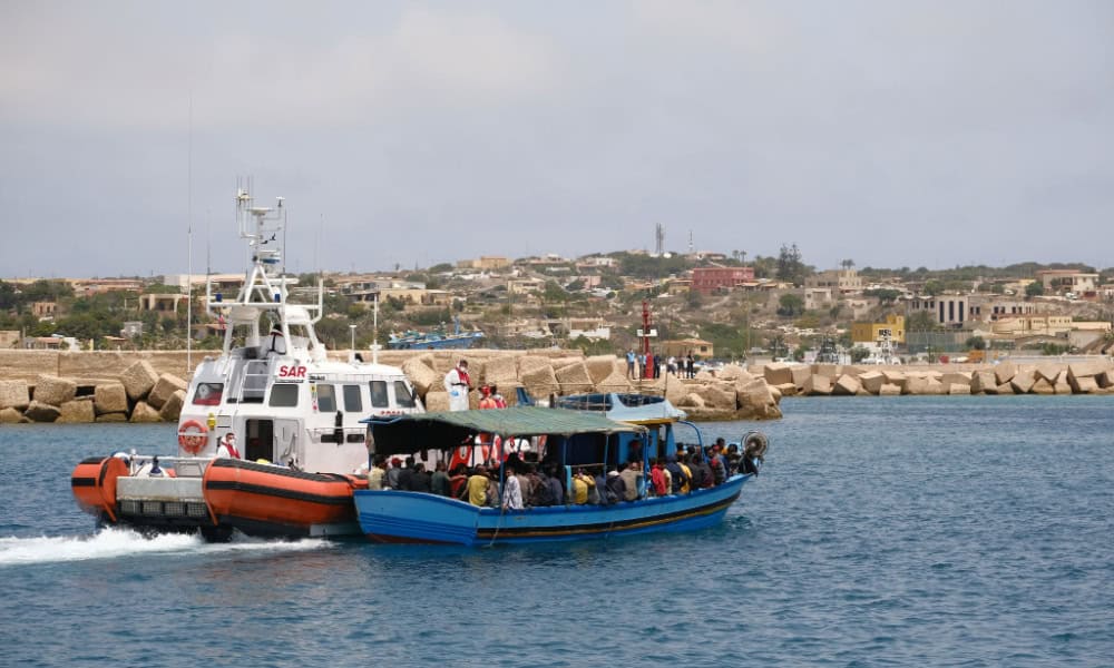 İtalya'nın Lampedusa Adası'nda Neler Oluyor?