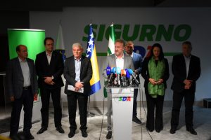 “Yüksek Temsilci’nin Kararı Sırp Entitesinde de Uygulansın”