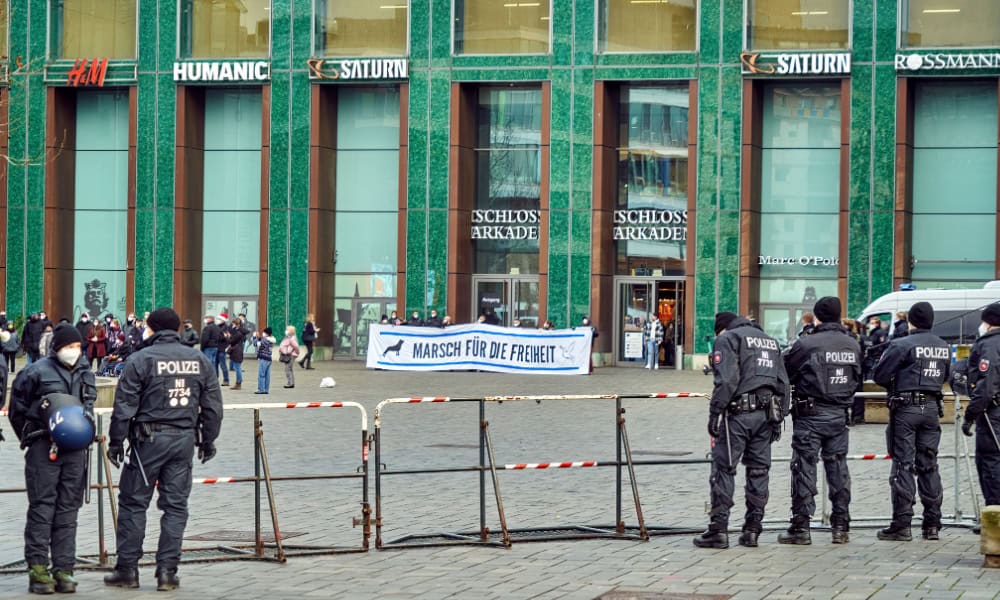 Almanya Yeni Bir Irkçı Şiddet Dalgasıyla Mı Karşı Karşıya?