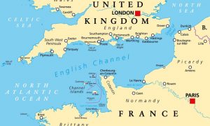 Fransa’nın Yardım Gemisi Göçmenleri Kurtarmamakla Suçlanıyor