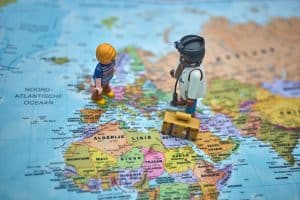 Türkiye’den Doktor Göçü: “Doktorların Sırtında Muazzam Bir İş Yükü Var”