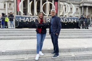 Londra’da Ramazan Işıkları: “Londra’da İlk Defa Ramazanın Ruhunu Hissettim”