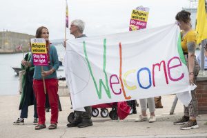 Sığınmacıların Kalacağı Gemiye İlk Grup Yerleştirilmeye Başlandı