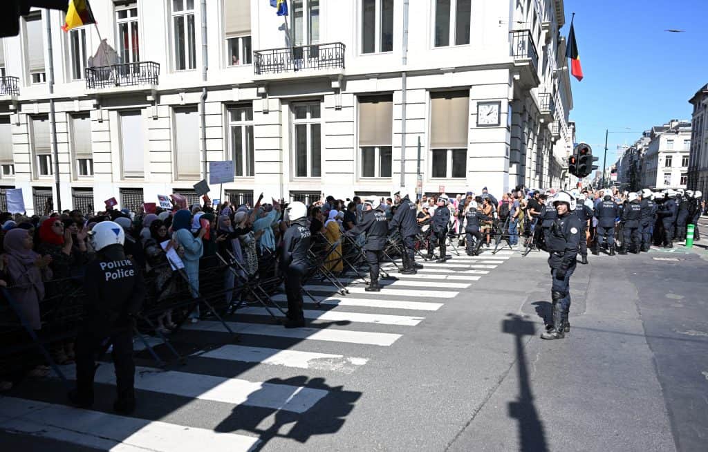 Belçika’da Zorunlu Cinsel Eğitim Dersi Eleştirilerin Hedefinde