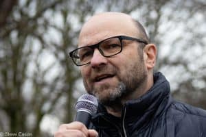 İşçi Partili Küskünler İçin Andrew Feinstein’in Adaylığı Ne Anlama Geliyor?