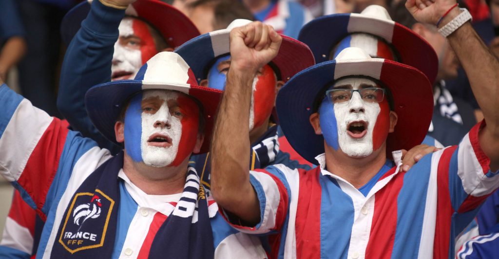 Spor, Kimlik ve Aidiyet