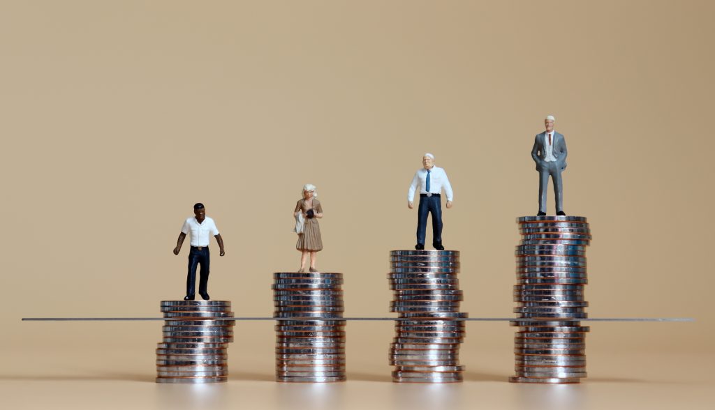 Irkçılığın Faturası: Yoksulluktan Müslümanlar ve Siyahiler Daha Fazla Etkileniyor