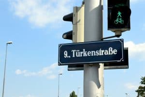 Avusturya Aşırı Sağının Türk Açılımı Ne Anlama Geliyor?