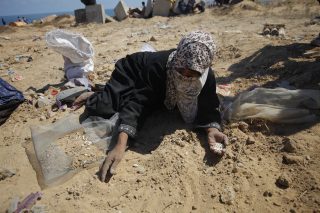 Gazze’ye Ne Kadar Yardım Ulaşabiliyor, Kaçı Sınırda Bekletiliyor?