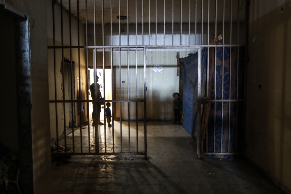 B’Tselem: “İsrail Hapishanelerindeki İşkence Gizlenmiyor, Aksine Sergileniyor ve Normalleştiriliyor”